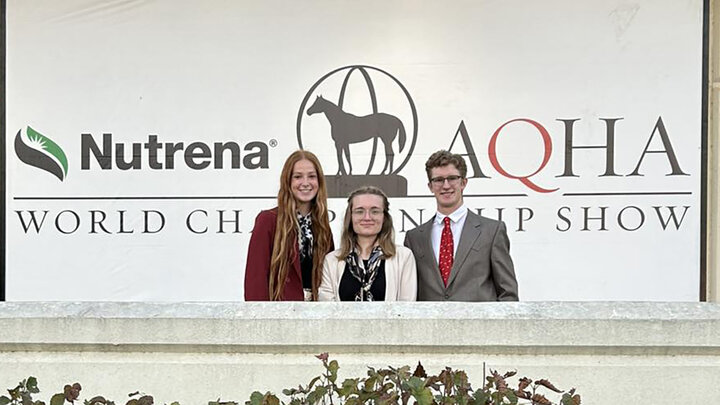 horse judging team at AQHA show