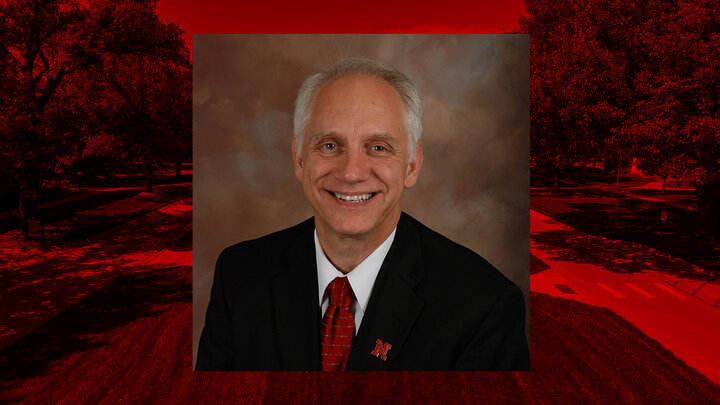 Headshot photo of Chris Calkins