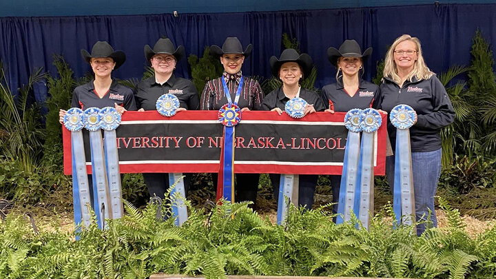 Equestrian Team at IHSA Nationals