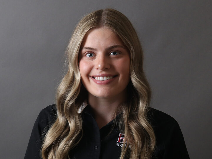 headshot of Samantha Pinney