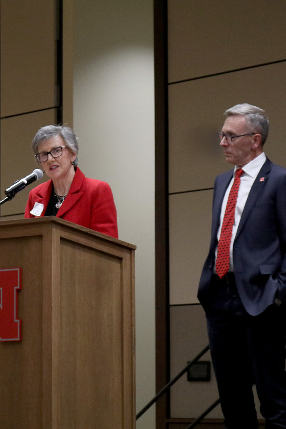 Ronnie and Jane Green accepting Block and Bridle Honoree award